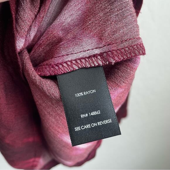 Torrid Tank - Crinkle Gauze Tie Dye Wine NWT 2 - Picture 10 of 10